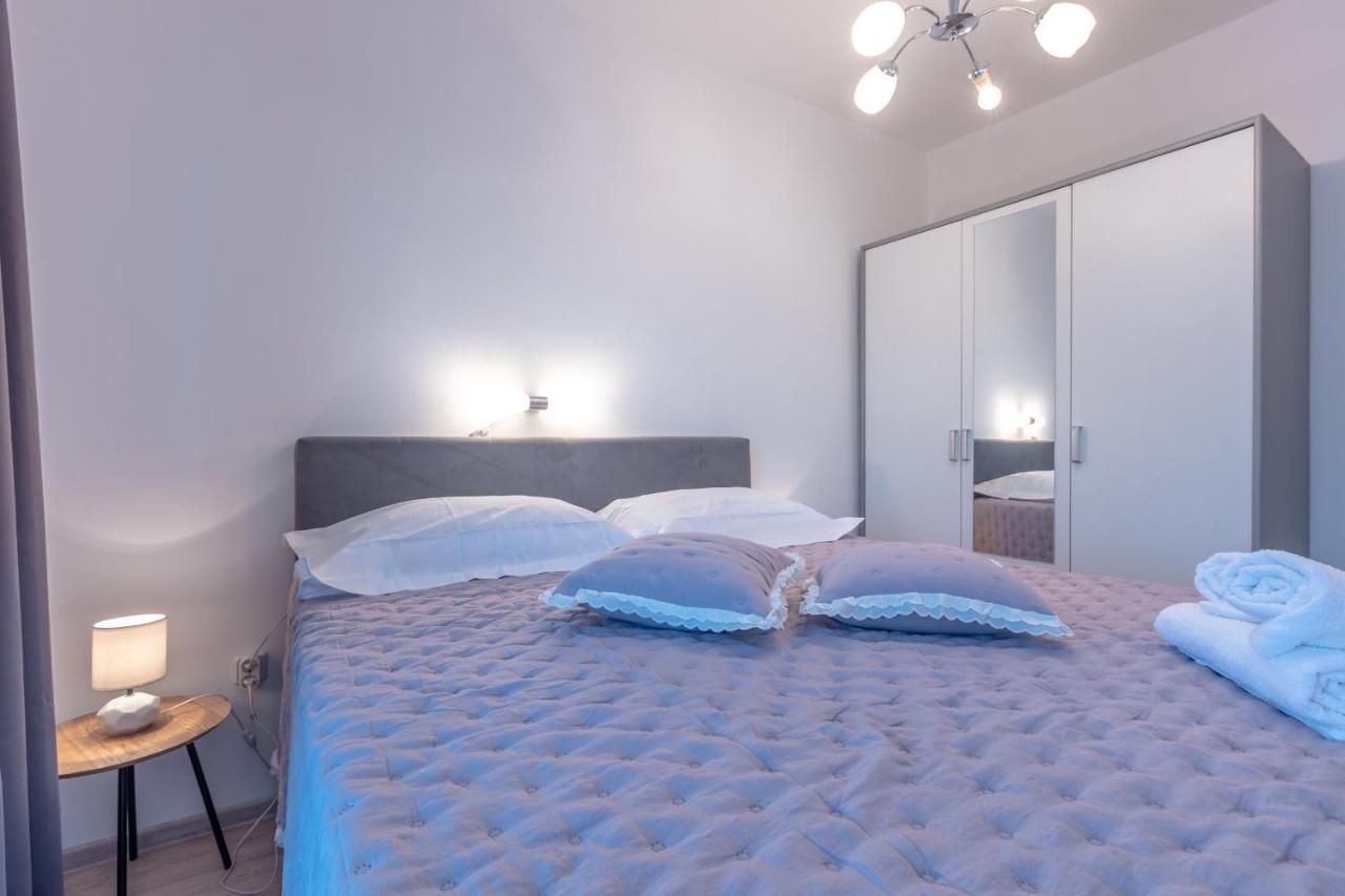 Holiday Home Insulam Mare Trogir Exteriér fotografie