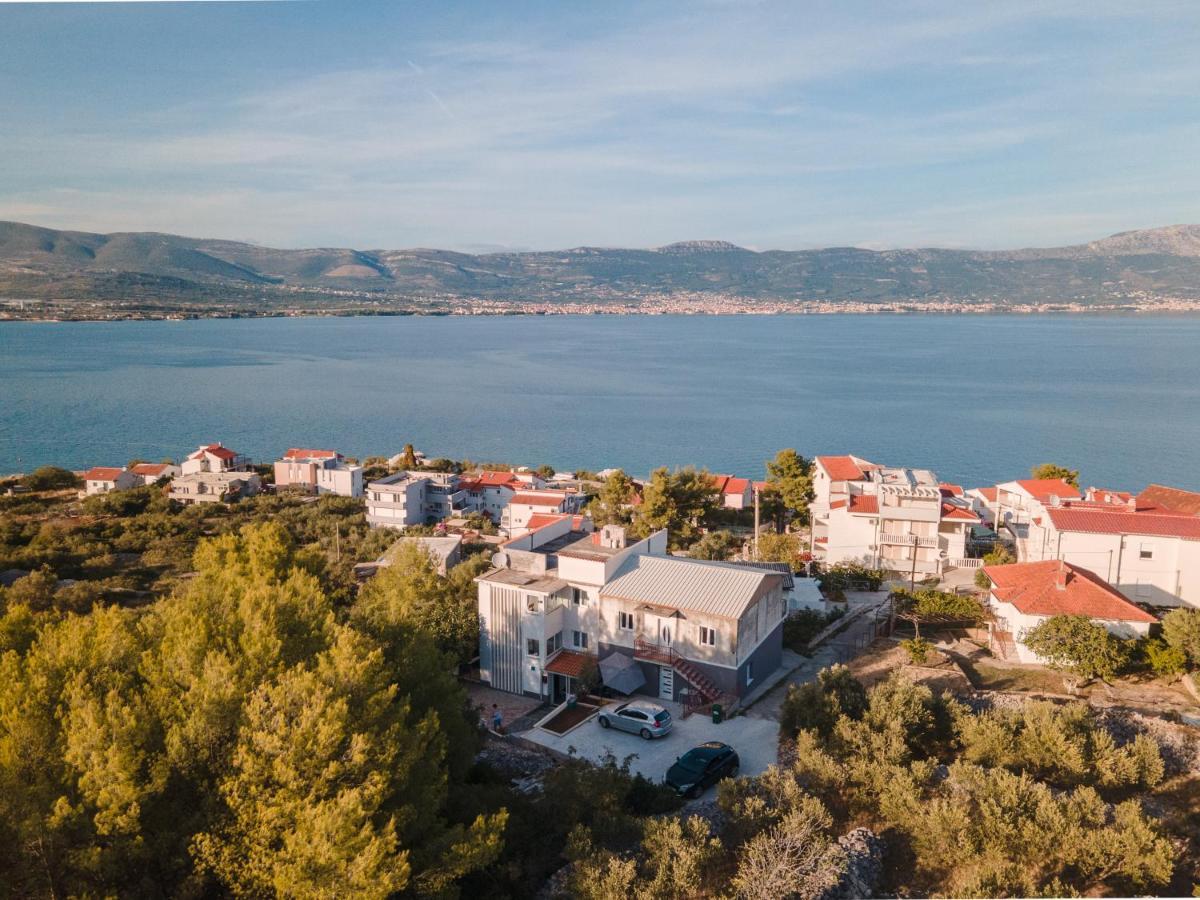 Holiday Home Insulam Mare Trogir Exteriér fotografie