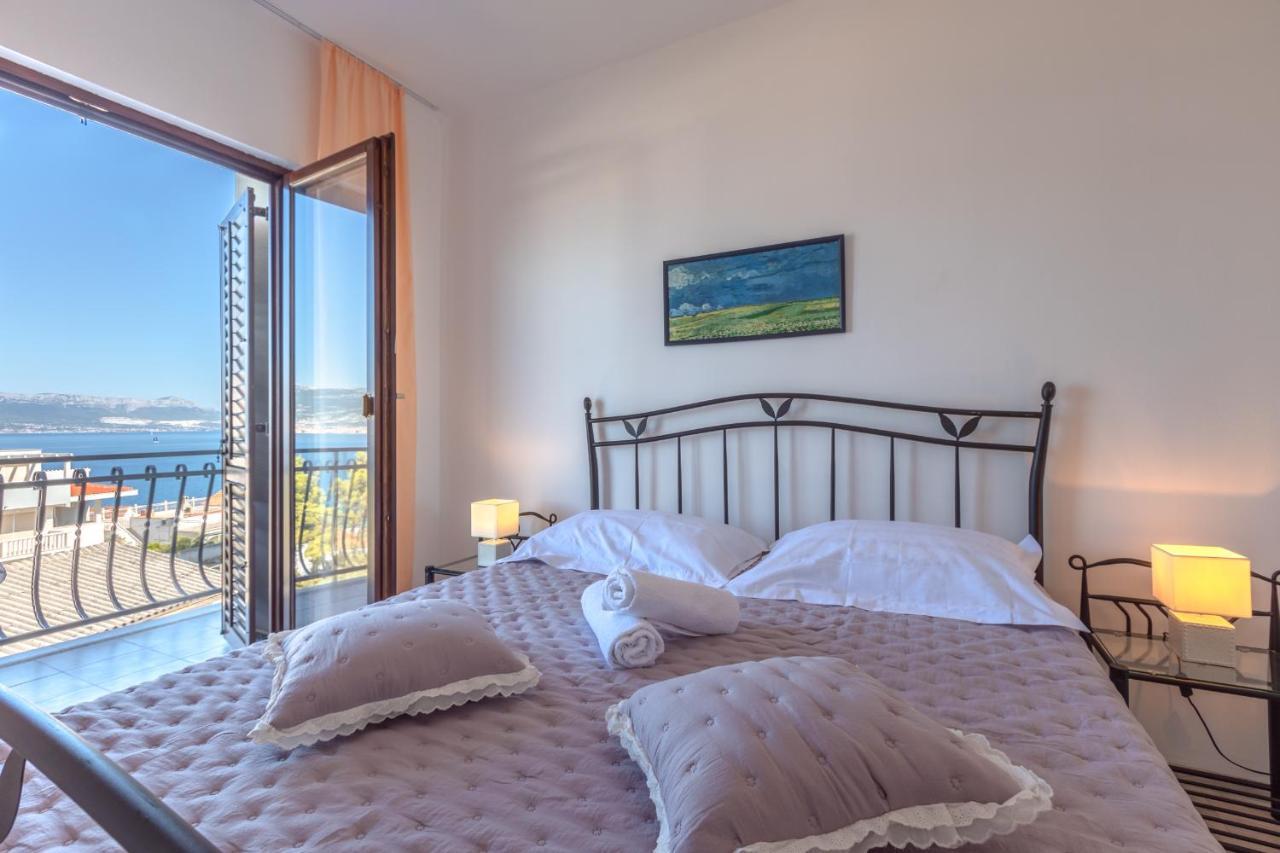 Holiday Home Insulam Mare Trogir Exteriér fotografie